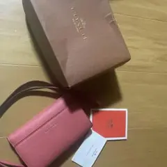 コーチ 折り財布 紐付き