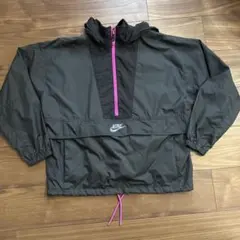 NIKEブルゾンレディースSサイズ