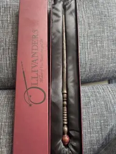 【超レア】廃盤品 埃付きOllivanders 魔法の杖 超レア】廃盤品 埃付きOllivanders 魔法の杖 - メルカリ