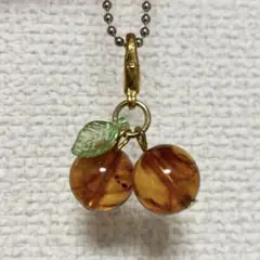 【天然石】ハンドメイドさくらんぼチャーム✴︎アンバー✴︎琥珀