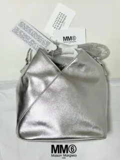 Item thumbnail for item 6abb8d3f-c96e-4a6e-b45a-560d7ba9de81