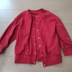 GU レッド ボタン付きカーディガン