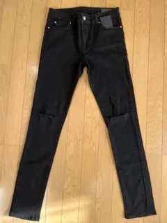 エイソス　ブラックデニムパンツ