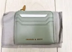 CHARLES & KEITH ジップアラウンド カードホルダー