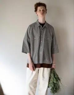 Item thumbnail for item 687ebe05-44c2-4cad-9ae5-37c1f42bc3e8