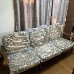 首都圏送無料〜　カリモク　コロニアル　20万円　アメリカンクラシック　美　ソファ 首都圏送無料〜 カリモク コロニアル 20 アメリカンクラシック