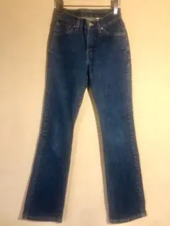 Item thumbnail for item feb6142f-0268-4bf3-abd0-9fdd2961b446