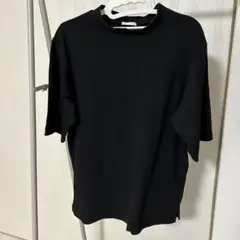 ブラック　半袖 GU