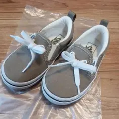 Vans スリッポン グレージュ　リボン付き　16cm
