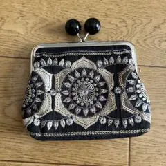 刺繍がま口財布 黒