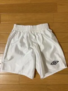 Umbro ホワイトハーフパンツ 160