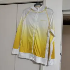ラッシュガード