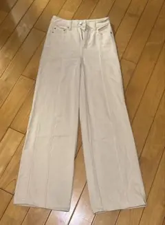 H&M ホワイトデニム