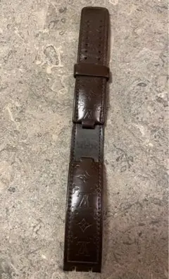 ルイヴィトン タンブール 時計ベルト