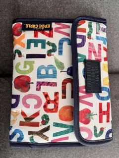 【美品】はらぺこあおむし マルチケース 母子手帳ケース