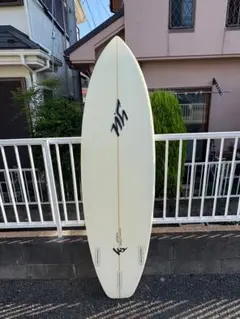 yuサーフボード 6'4" ホワイト