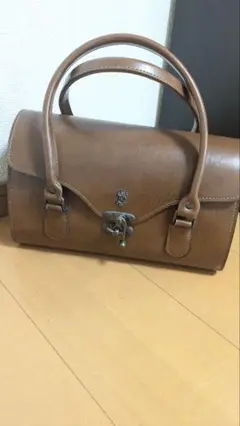 アンティークバッグ（革製）