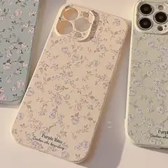 スマホケース　スマホカバー　紫 小花柄 iPhone15 白　韓国