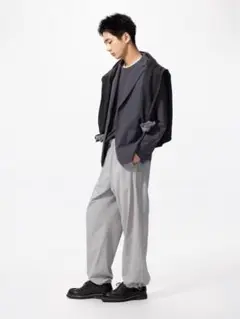 美品 ユニクロ ウルトラストレッチアクティブトラックパンツ グレー XL