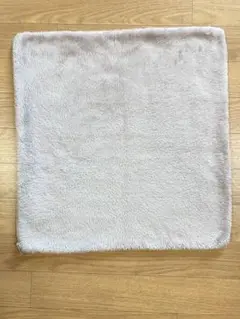 ライトグレー フリース クッションカバー　４６×４４cm