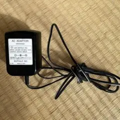 ACアダプター　DC5.5V 900mA.