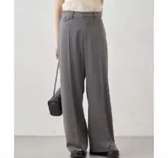 新品タグ付　シーナリー　タックワイドパンツ　グレー　サイズ36