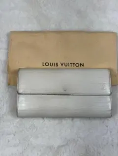 LOUIS VUITTON ルイヴィトン　ホワイト 長財布 保存袋付き　エピ