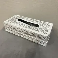 ブリキ/エスニック　装飾的な白いティッシュボックス/ティッシュケース