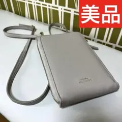 ２３区　ライトグレージュ　 ショルダーバッグ　スマホポシェット　スマホショルダー