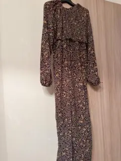 完売キンダーサルモン　大人長袖マキシ丈ワンピース