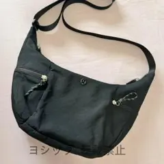 未使用 lululemon プラック メッセンジャーバッグ6L