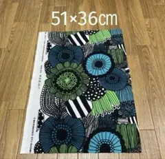 【正規品】51×36㎝　マリメッコ シールトラプータルハ ハギレ