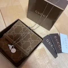 GUCCI イルカネックレス SALE中!