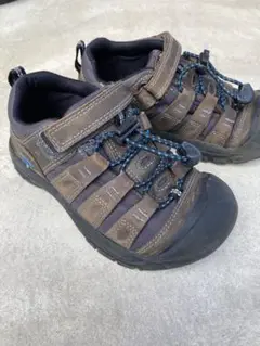 KEEN アウトドアシューズ