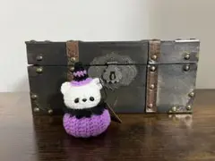 Item thumbnail for item 3cf49c5e-5f43-4eb1-a43a-39f1b374cbcd