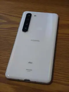 シャープ　AQUOS R5G 256GB au SIMロック解除済　ホワイト