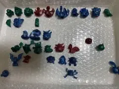 ポケモン メタリック 塩ビ レトロ 食玩フィギュア 151匹中100体くらい