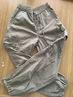 UNIQLO カーゴパンツ Sサイズ