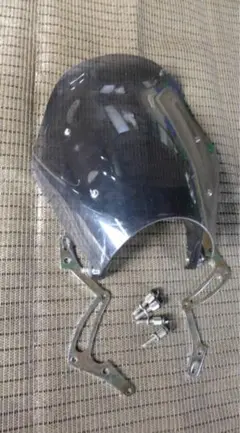 シックデザイン製ガイラシールド 〜03スポーツスター用