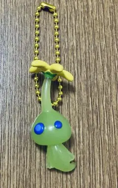 ピクミン　ヒカリピクミン　キーホルダー　マスコット&フルーツグミ2