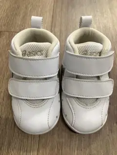 ASICSSUKU2 ホワイトシャンパンゴールド 星ファーストシューズ 12cm