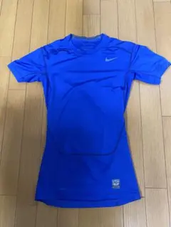 ナイキプロ　アンダーシャツ　野球