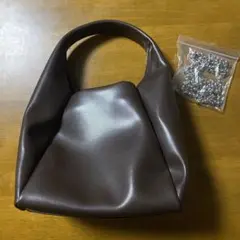 ショルダーバッグ 「2023AWアイテム」スクエアチェーンBAG カスタネ