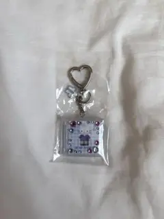 ダニエル　ハローキティ　CD型キーホルダー