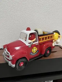 【お宝】m&msチョコレートディスペンサー消防車