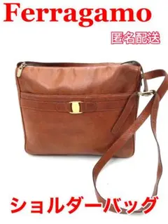 Ferragamo サルヴァトーレ フェラガモ ショルダー バッグ 斜め掛け