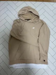 new balance ベージュ フード付きパーカー XL