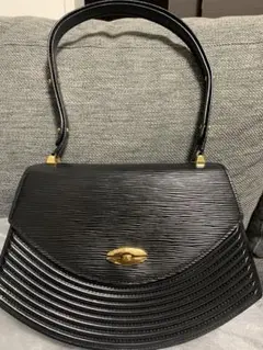極美品✨ 保存袋付き✨️ルイヴィトン エピ ティルシット ノワール ポーチ 極美品✨ 保存袋付き✨️ルイヴィトン エピ ティルシット