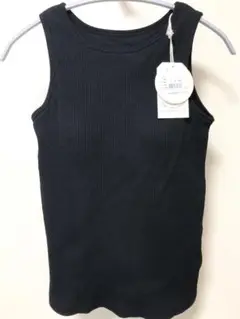 【新品未使用】カップ付きリブタンクトップ　リブ編み 黒 タンクトップ カップ付き