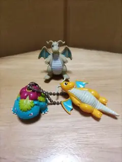レア　カイリュー/フシギバナキーホルダーセット＋カイリュー　ガチャ